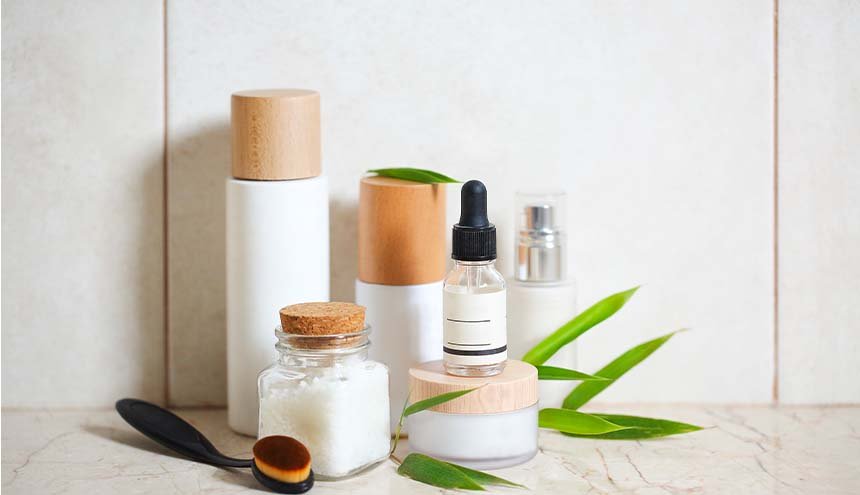 Foto Botol-Botol Skincare